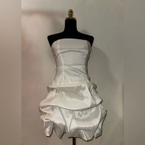 Vintage White Textured Dress